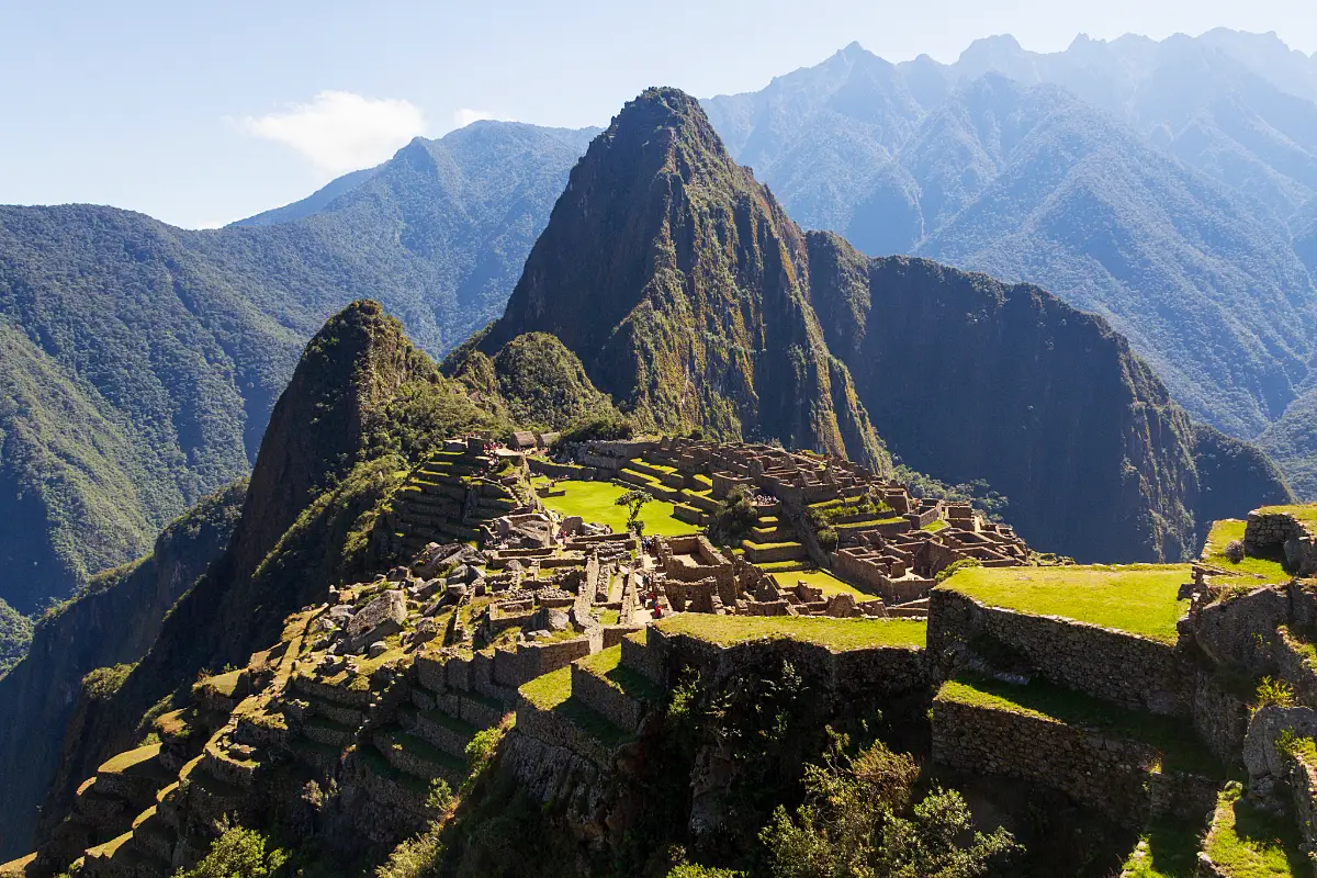 Atardecer en la ciudadela inca de Machu Picchu | Trekero