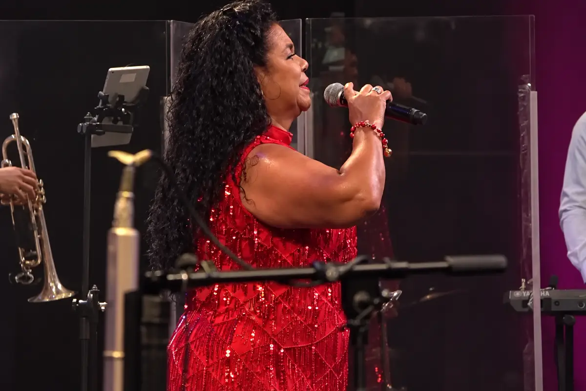Eva Ayllón, cantante de música criolla peruana | Trekero