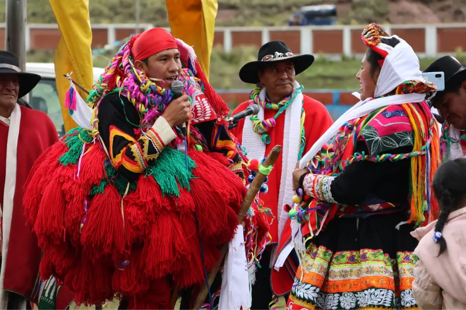 Chucos y solteras en el Carnaval en Cusco