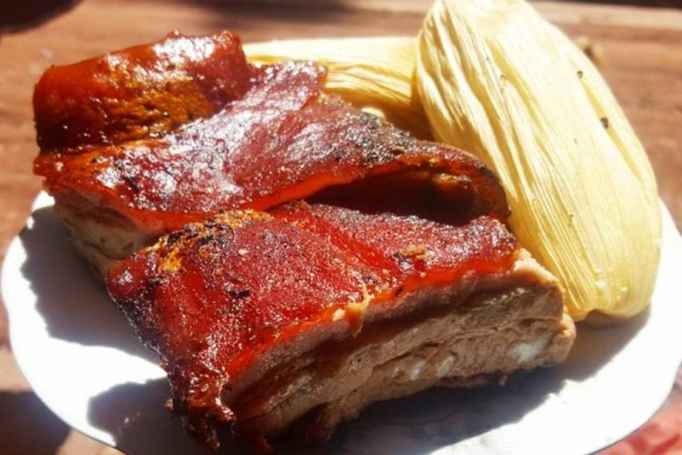 Lechón al horno tradicional de la comida peruana cusqueña