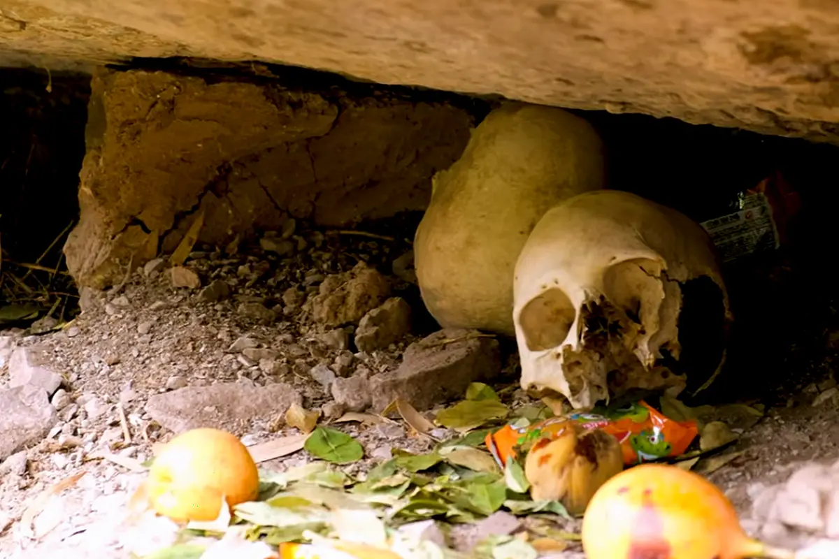 Contexto funerario prehispánico de Tecsecocha | Trekero