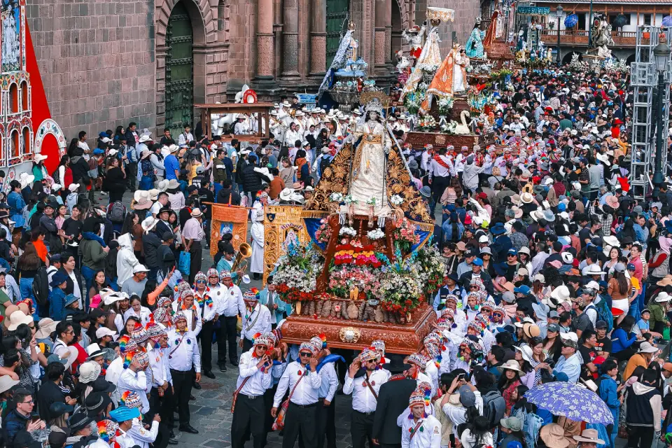 Corpus Christi en las festividades en Cusco