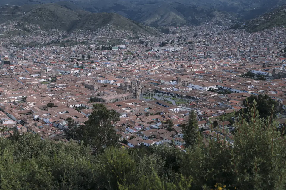 Vista panorámica de Cusco desde el mirador Cristo Blanco
