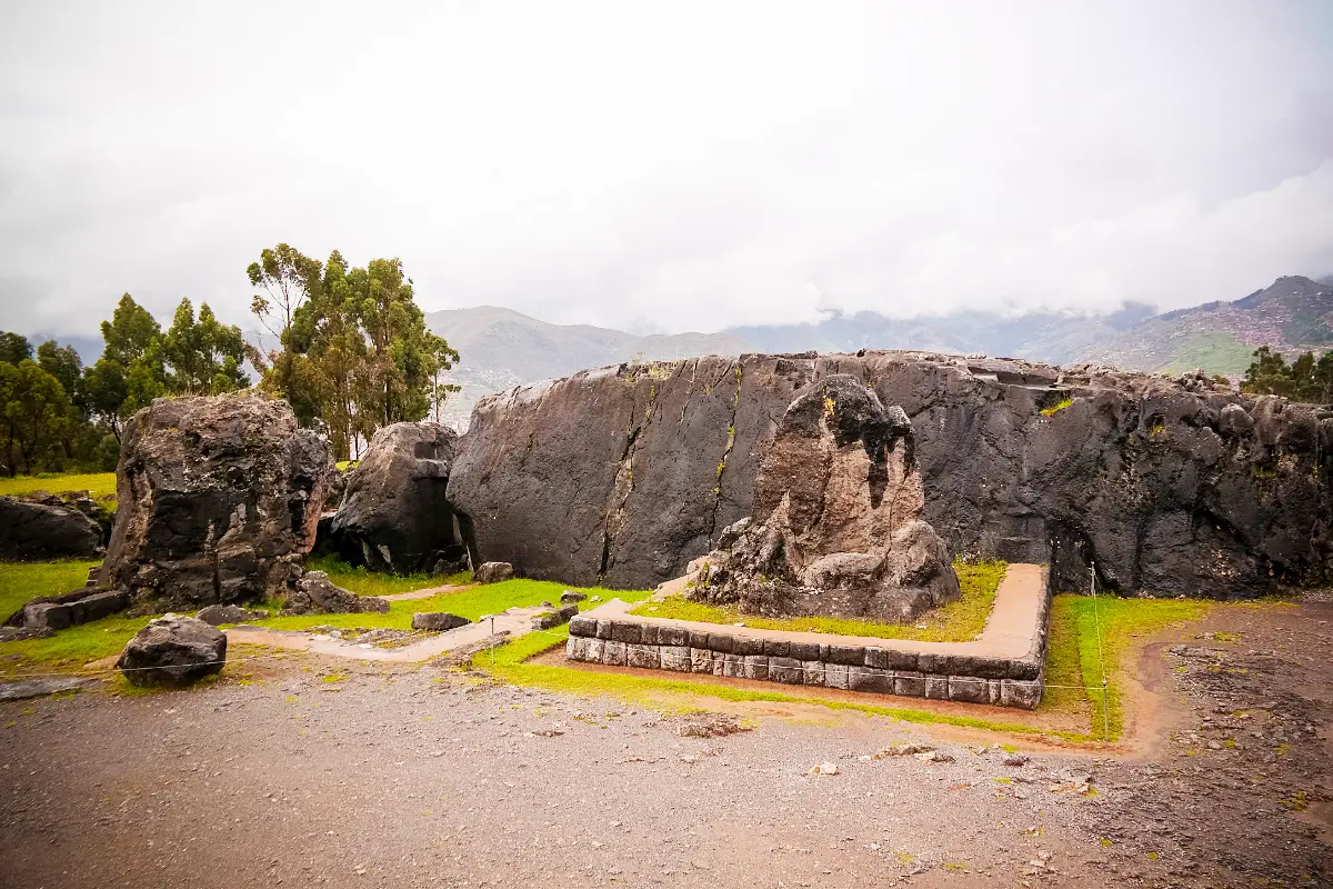 Explanada de Qenqo | Trekero