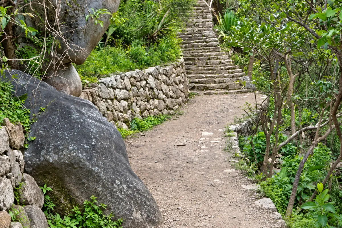 Escalinatas de Qoriwayrachina | Trekero