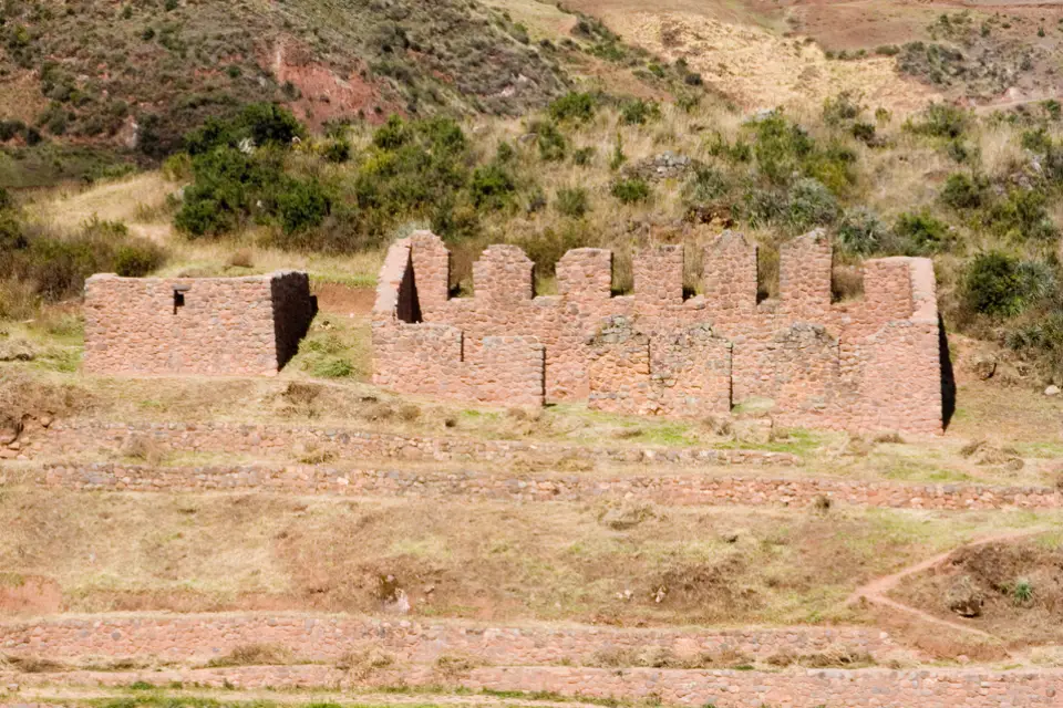 Iglesia Raqui del Parque Arqueológico de Tipón