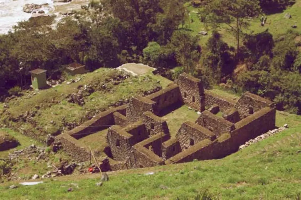 La kanchas incas de Choquesuysuy