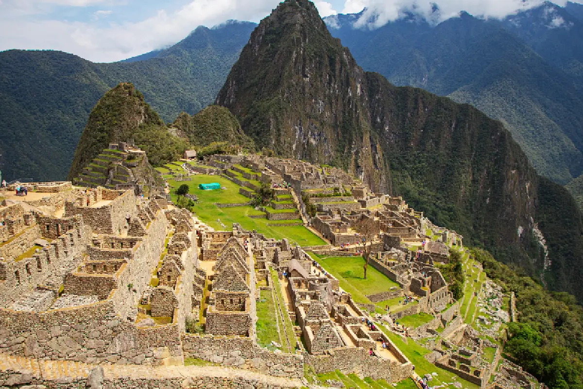 Vista panorámica de la Machu Picchu | Trekero