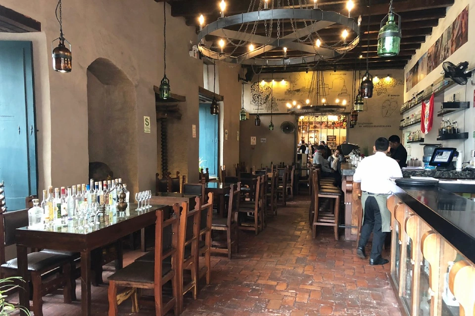 Interior del Museo del Pisco, uno de los museos en Cusco