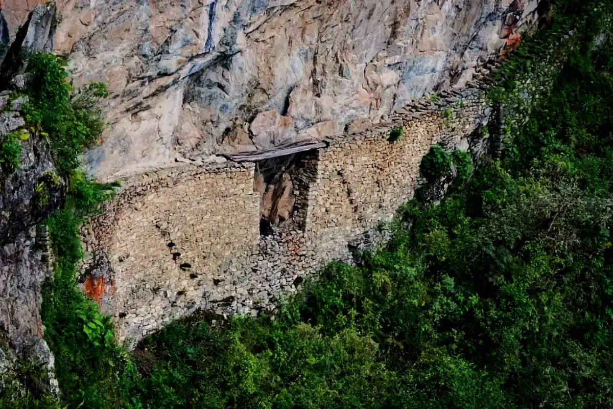 Puente Inca en Machu Picchu | Trekero