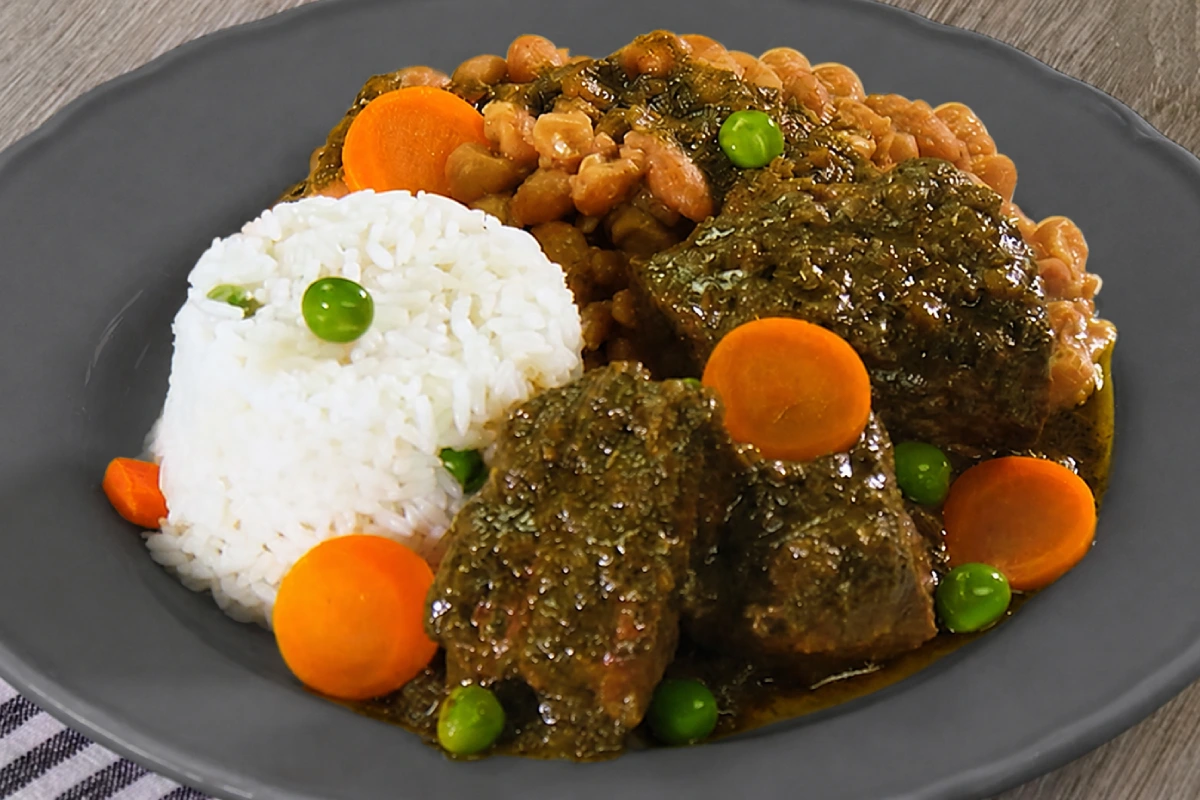 Seco de carne con arroz y frejoles