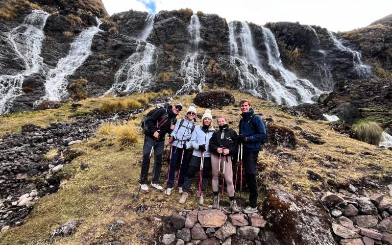 Cataratas de Quishuarani en la ruta de Lares | Trekero