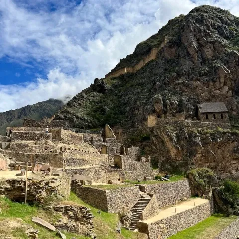 La cima del sitio arqueológico de Ollantaytambbo