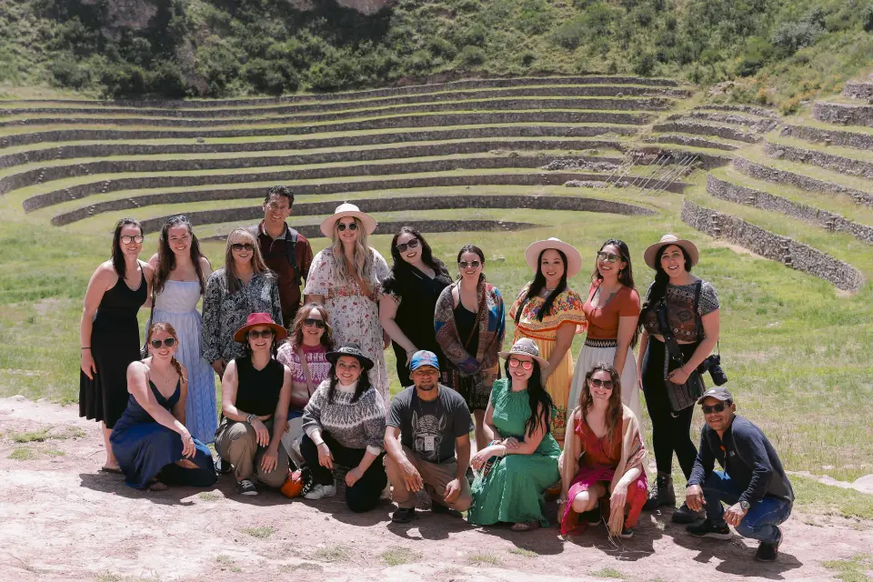 Turistas en Moray