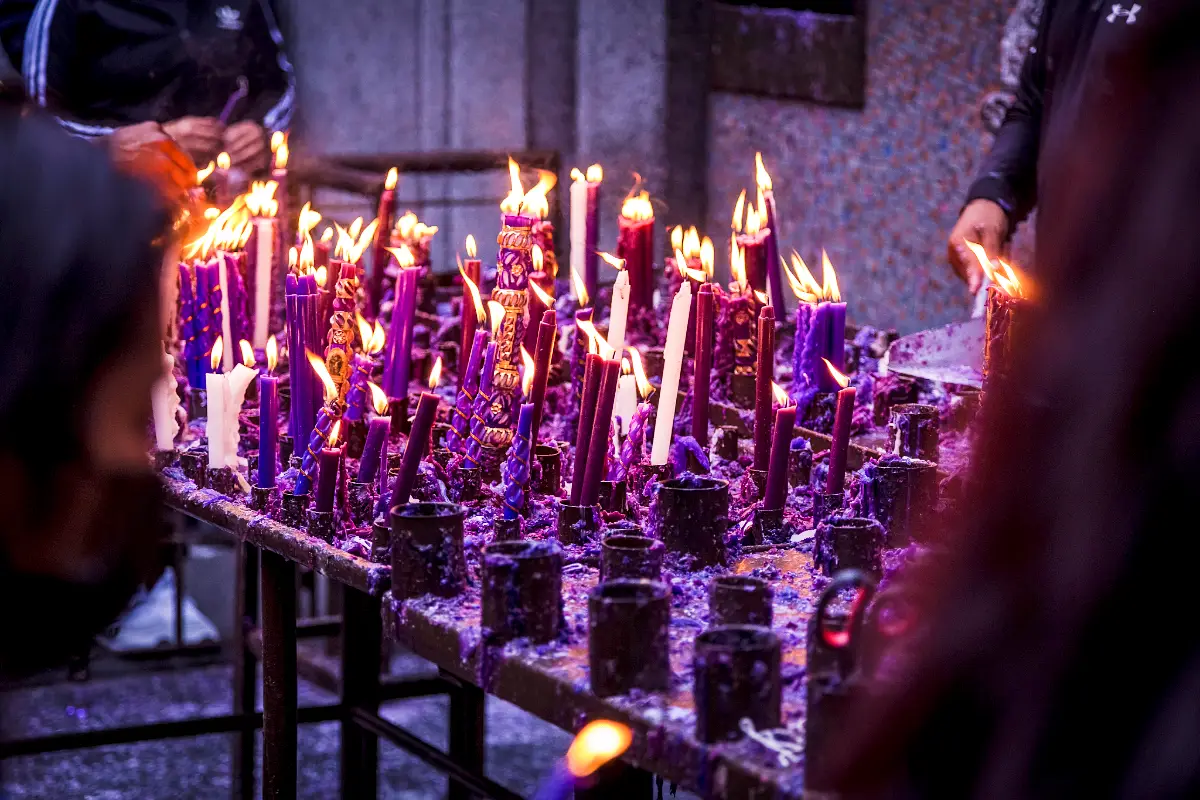 Velas del Señor de los Milagros | Trekero