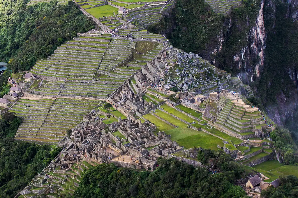 Vista de Machu Picchu desde Huchuy Picchu | Trekero